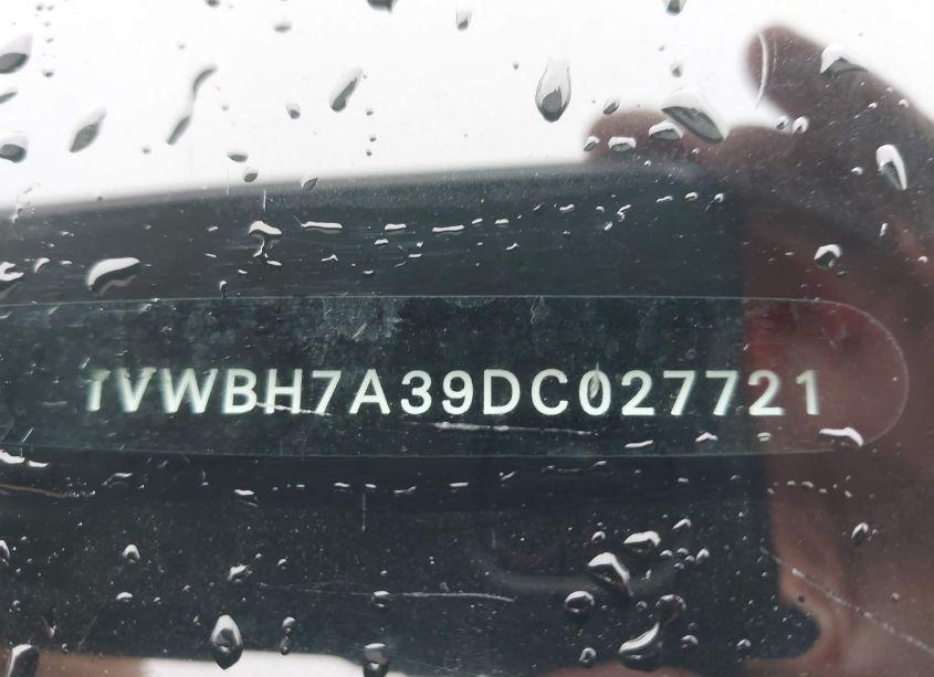 Photo 9 of 2013 Volkswagen Passat 2.5L SE (VIN 1VWBH7A39DC027721)