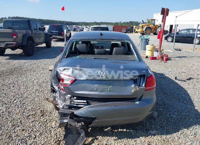 Photo 6 of 2013 Volkswagen Passat 2.5L SE (VIN 1VWBH7A39DC048956)