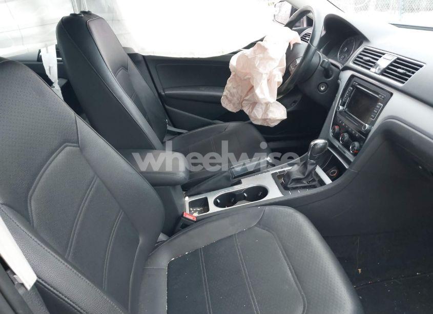 Photo 5 of 2013 Volkswagen Passat 2.5L SE (VIN 1VWBH7A39DC126667)