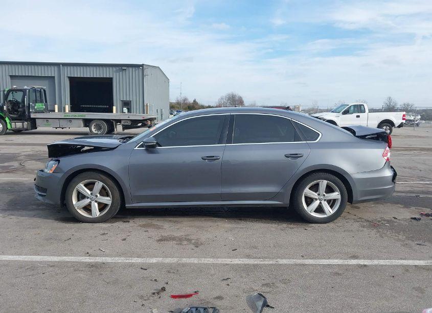 Photo 14 of 2012 Volkswagen Passat 2.5L SE (VIN 1VWBH7A3XCC031890)