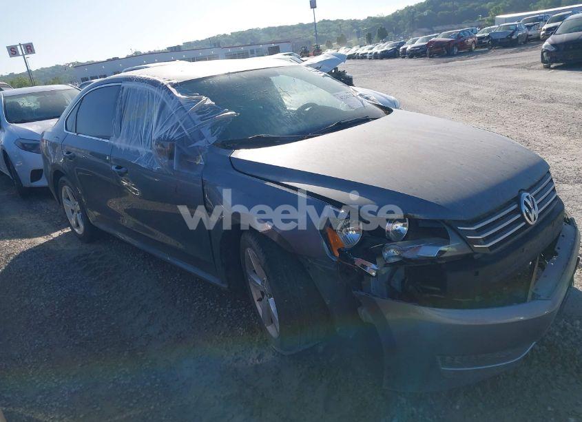 2012 Volkswagen Passat 2.5L SE (VIN 1VWBH7A3XCC078160) main photo