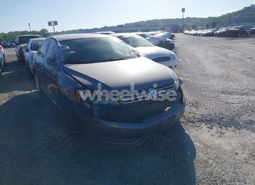 Photo 12 of 2012 Volkswagen Passat 2.5L SE (VIN 1VWBH7A3XCC078160)