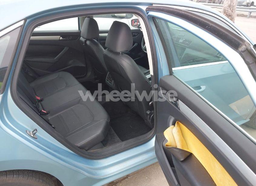 Photo 8 of 2013 Volkswagen Passat 2.5L SE (VIN 1VWBH7A3XDC083442)