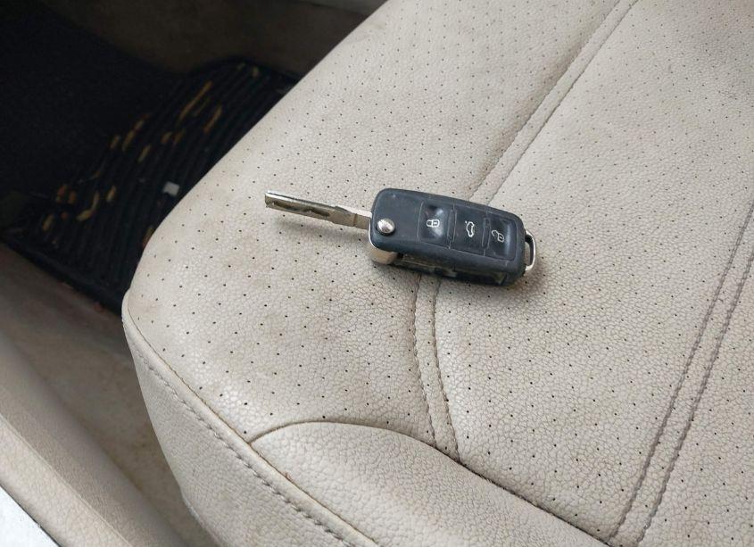 Photo 11 of 2013 Volkswagen Passat 2.5L SE (VIN 1VWBH7A3XDC096367)