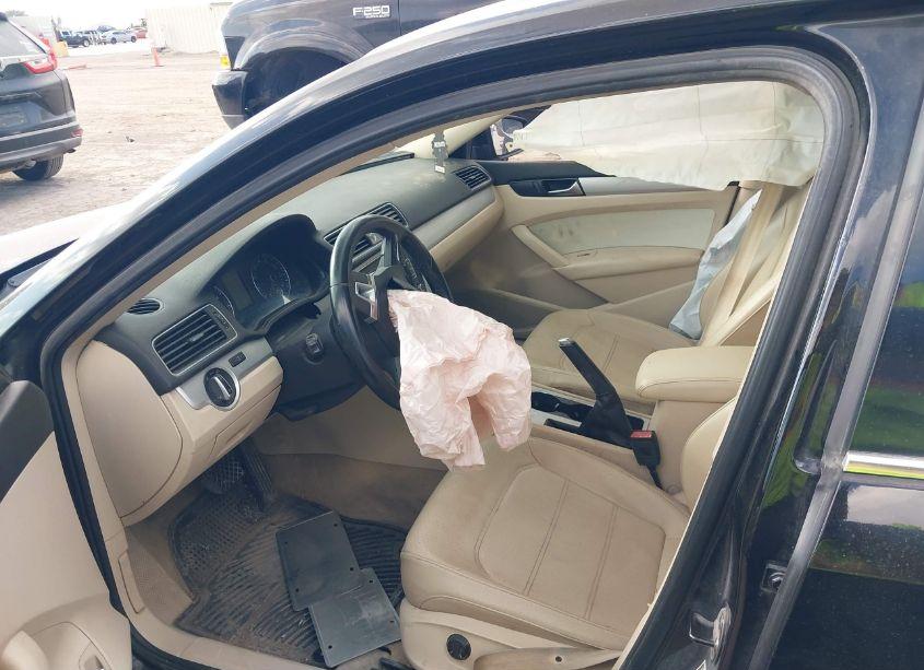 Photo 5 of 2013 Volkswagen Passat 2.5L SE (VIN 1VWBH7A3XDC096367)