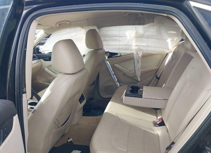 Photo 8 of 2013 Volkswagen Passat 2.5L SE (VIN 1VWBH7A3XDC096367)
