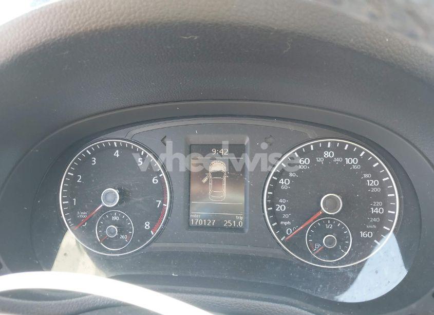 Photo 7 of 2012 Volkswagen Passat 3.6L V6 SE (VIN 1VWBM7A31CC094470)