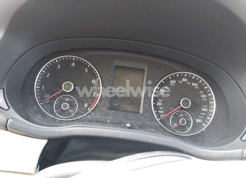 Photo 7 of 2012 Volkswagen Passat 3.6L V6 SE (VIN 1VWBM7A33CC101855)