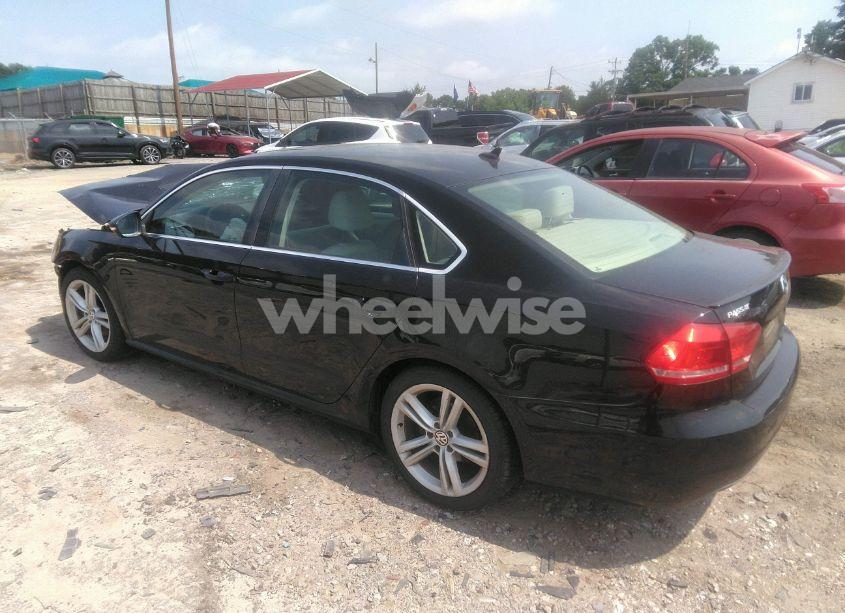 Photo 3 of 2012 Volkswagen Passat 2.0L TDI SE (VIN 1VWBN7A30CC073400)