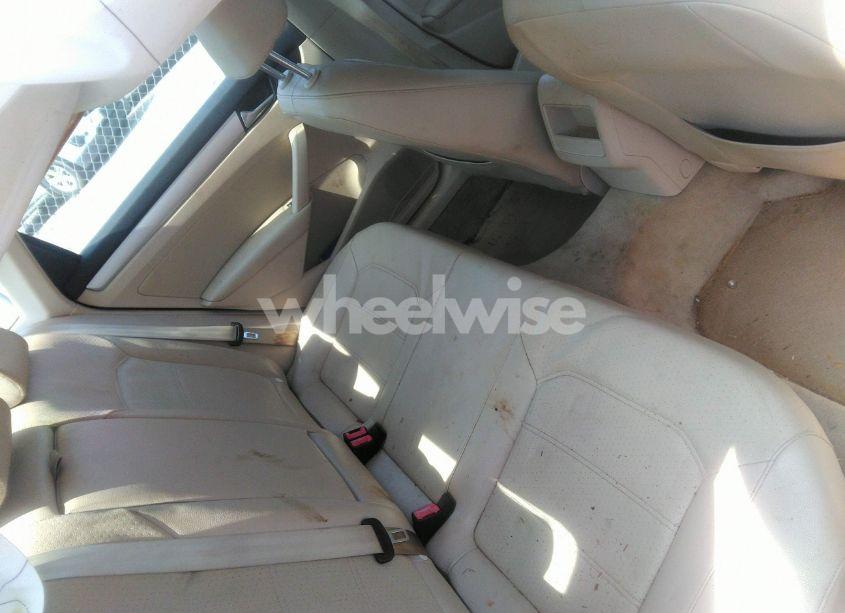 Photo 8 of 2012 Volkswagen Passat 2.0L TDI SE (VIN 1VWBN7A30CC073400)