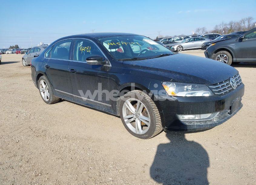 2014 Volkswagen Passat 2.0L TDI SE (VIN 1VWBN7A30EC086392) main photo