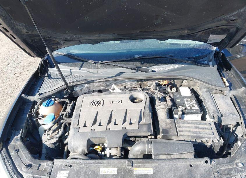 Photo 10 of 2014 Volkswagen Passat 2.0L TDI SE (VIN 1VWBN7A30EC086392)