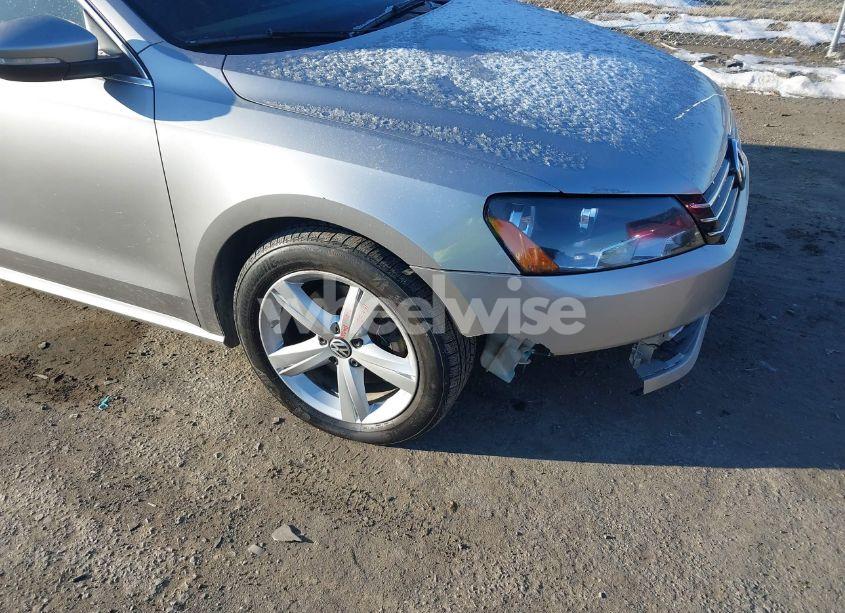 Photo 6 of 2012 Volkswagen Passat 2.0L TDI SE (VIN 1VWBN7A31CC010032)