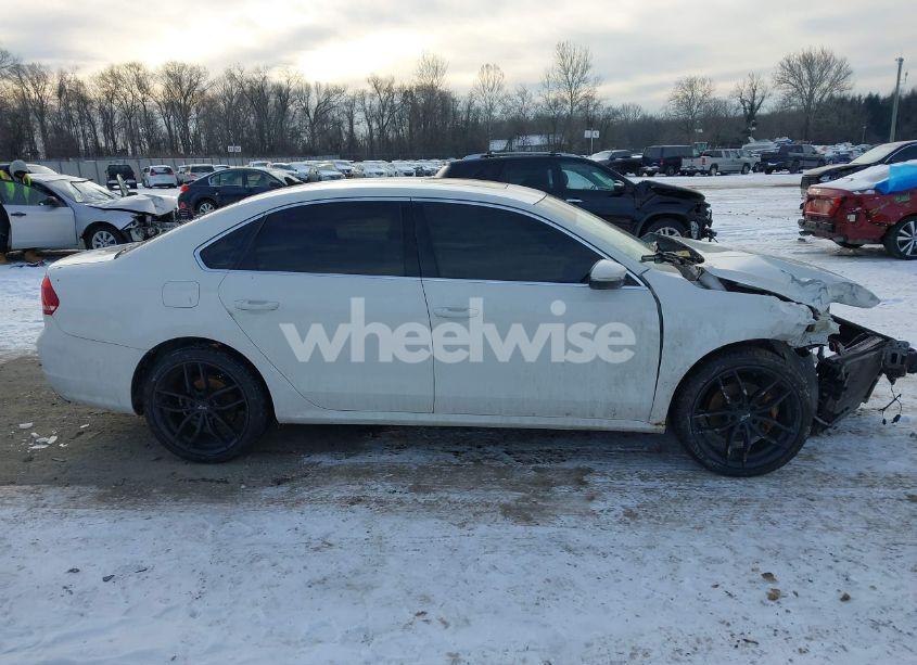 Photo 12 of 2012 Volkswagen Passat 2.0L TDI SE (VIN 1VWBN7A31CC044441)