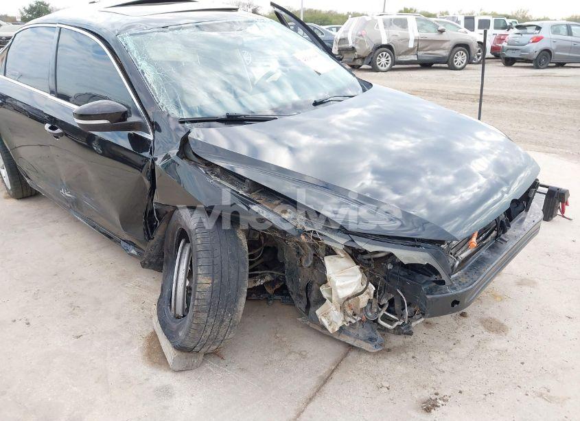 Photo 13 of 2012 Volkswagen Passat 2.0L TDI SE (VIN 1VWBN7A31CC104900)