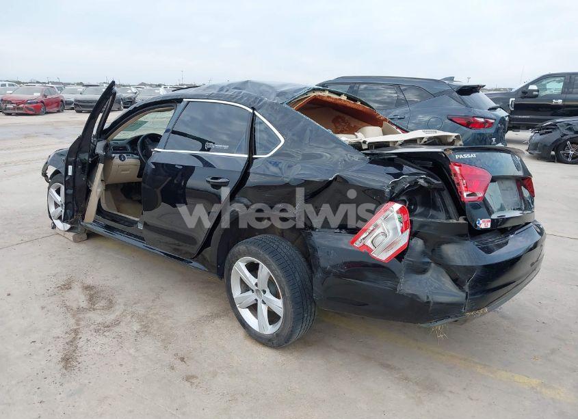 Photo 3 of 2012 Volkswagen Passat 2.0L TDI SE (VIN 1VWBN7A31CC104900)