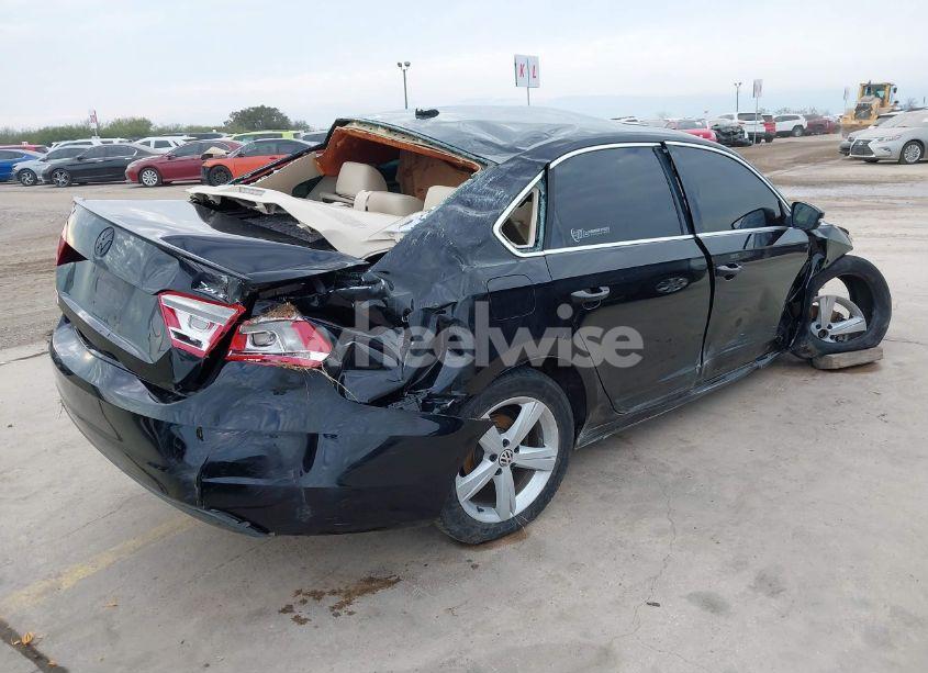 Photo 4 of 2012 Volkswagen Passat 2.0L TDI SE (VIN 1VWBN7A31CC104900)