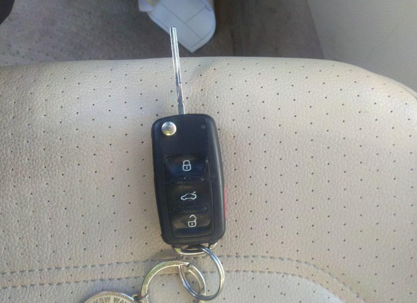 Photo 11 of 2013 Volkswagen Passat 2.0L TDI SE (VIN 1VWBN7A31DC043520)