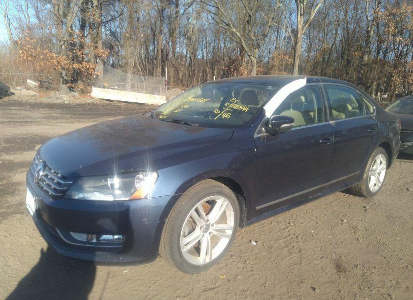 Photo 6 of 2013 Volkswagen Passat 2.0L TDI SE (VIN 1VWBN7A31DC043520)