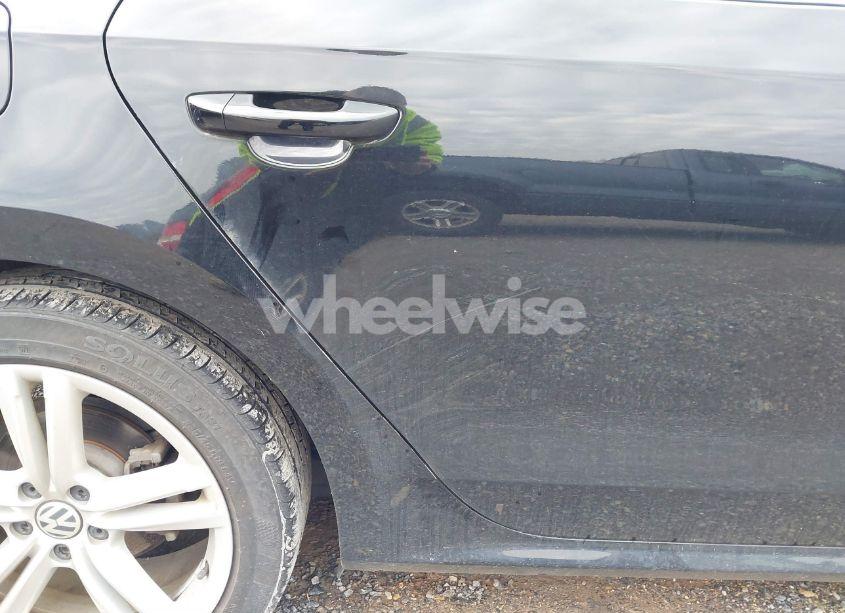 Photo 12 of 2014 Volkswagen Passat 2.0L TDI SE (VIN 1VWBN7A31EC054728)