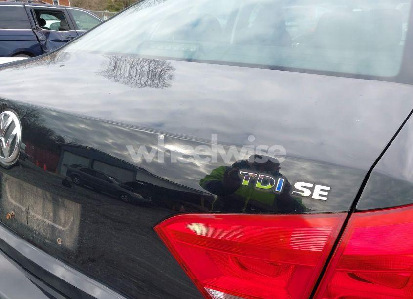 Photo 14 of 2014 Volkswagen Passat 2.0L TDI SE (VIN 1VWBN7A31EC054728)