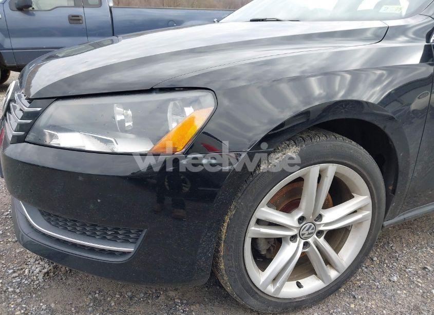 Photo 16 of 2014 Volkswagen Passat 2.0L TDI SE (VIN 1VWBN7A31EC054728)