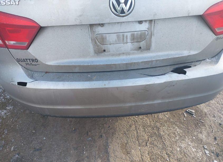Photo 6 of 2012 Volkswagen Passat 2.0L TDI SE (VIN 1VWBN7A32CC033397)
