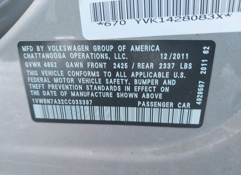 Photo 9 of 2012 Volkswagen Passat 2.0L TDI SE (VIN 1VWBN7A32CC033397)