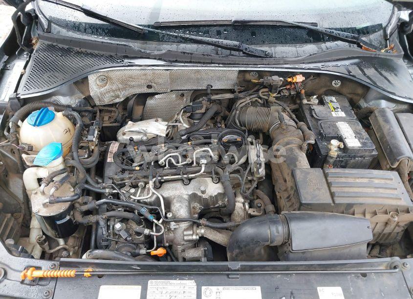 Photo 10 of 2012 Volkswagen Passat 2.0L TDI SE (VIN 1VWBN7A32CC090053)