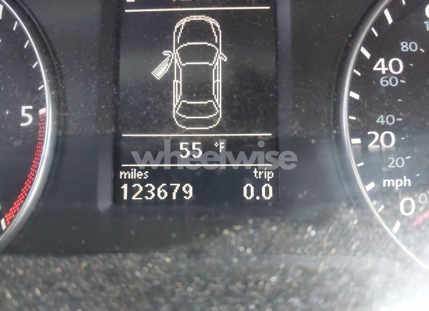 Photo 7 of 2012 Volkswagen Passat 2.0L TDI SE (VIN 1VWBN7A32CC090053)