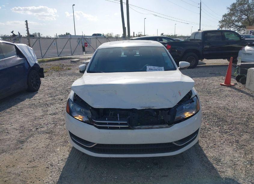 Photo 12 of 2012 Volkswagen Passat 2.0L TDI SE (VIN 1VWBN7A32CC104842)