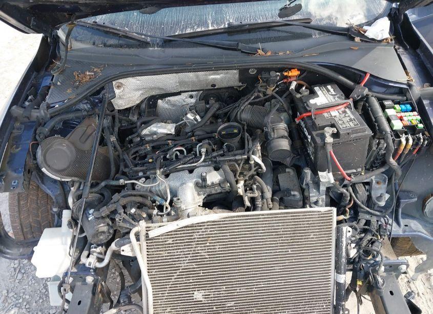 Photo 10 of 2014 Volkswagen Passat 2.0L TDI SE (VIN 1VWBN7A32EC045780)