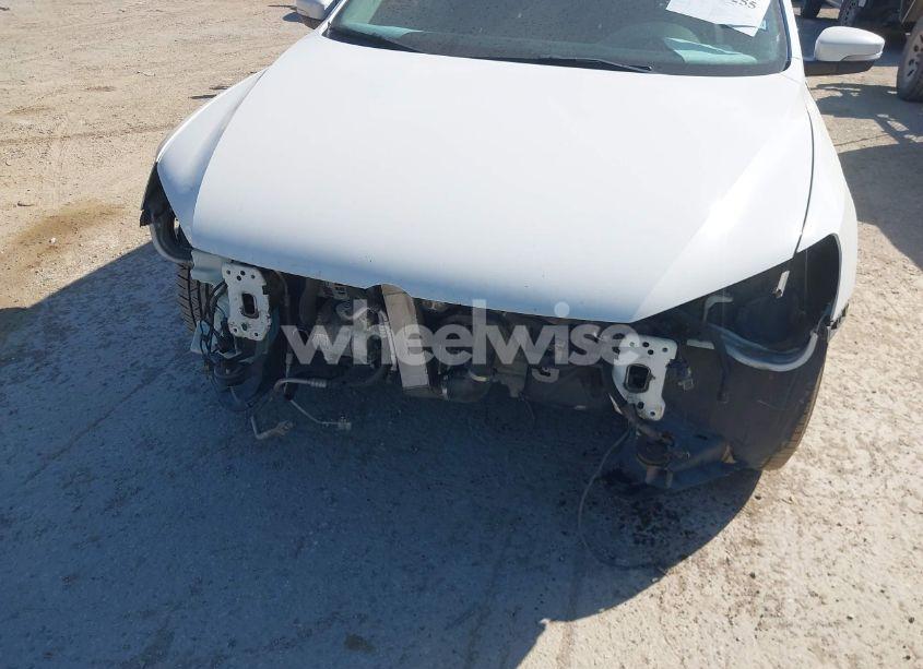 Photo 6 of 2013 Volkswagen Passat 2.0L TDI SE (VIN 1VWBN7A33DC147622)