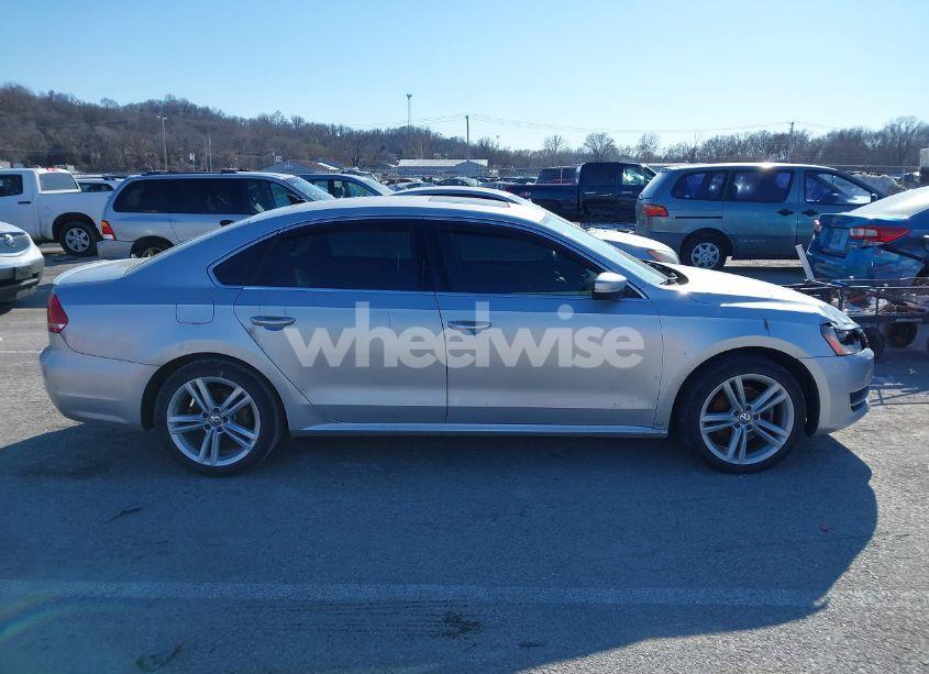 Photo 13 of 2014 Volkswagen Passat 2.0L TDI SE (VIN 1VWBN7A33EC008950)