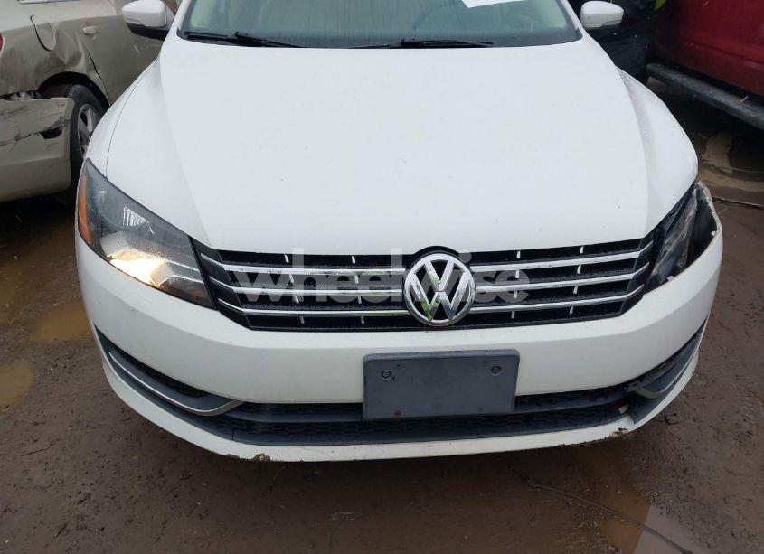 Photo 12 of 2014 Volkswagen Passat 2.0L TDI SE (VIN 1VWBN7A33EC065651)