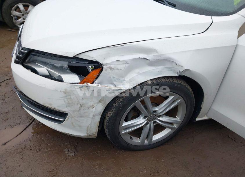 Photo 6 of 2014 Volkswagen Passat 2.0L TDI SE (VIN 1VWBN7A33EC065651)