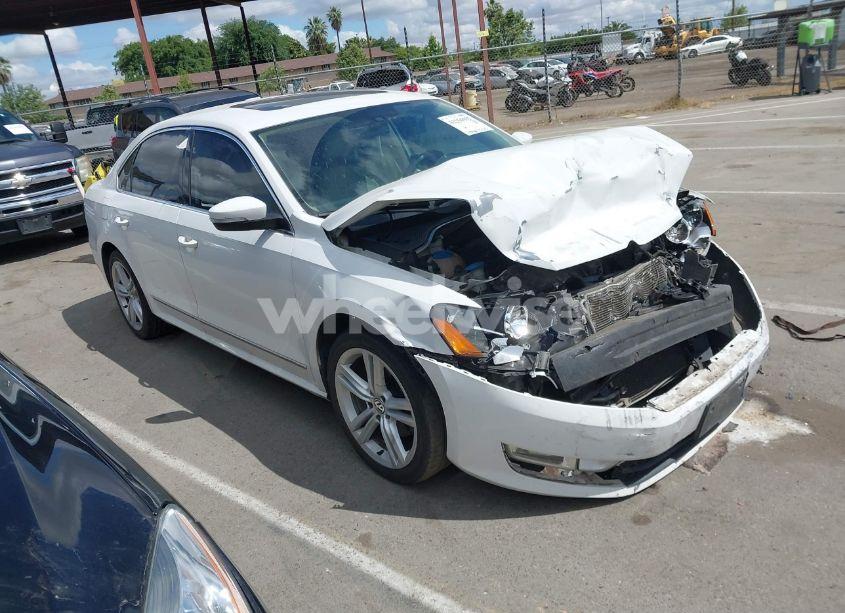2014 Volkswagen Passat 2.0L TDI SE (VIN 1VWBN7A33EC066296) main photo
