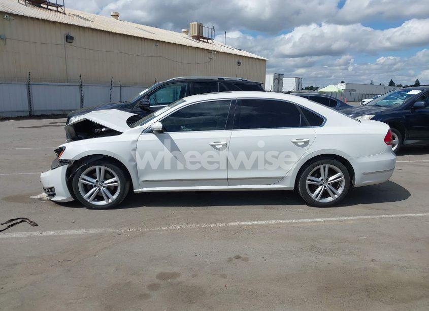 Photo 14 of 2014 Volkswagen Passat 2.0L TDI SE (VIN 1VWBN7A33EC066296)