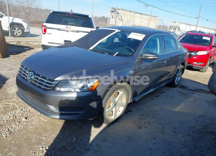 Photo 2 of 2012 Volkswagen Passat 2.0L TDI SE (VIN 1VWBN7A34CC058432)