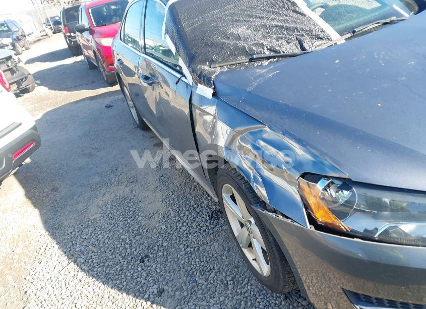 Photo 6 of 2012 Volkswagen Passat 2.0L TDI SE (VIN 1VWBN7A34CC058432)