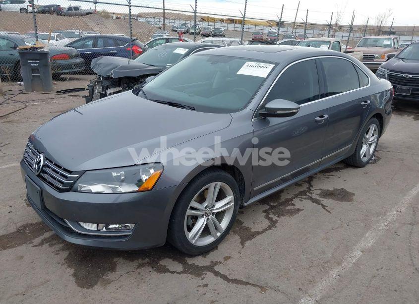 Photo 2 of 2012 Volkswagen Passat 2.0L TDI SE (VIN 1VWBN7A34CC066482)