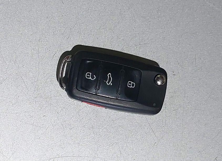 Photo 11 of 2013 Volkswagen Passat 2.0L TDI SE (VIN 1VWBN7A34DC063745)