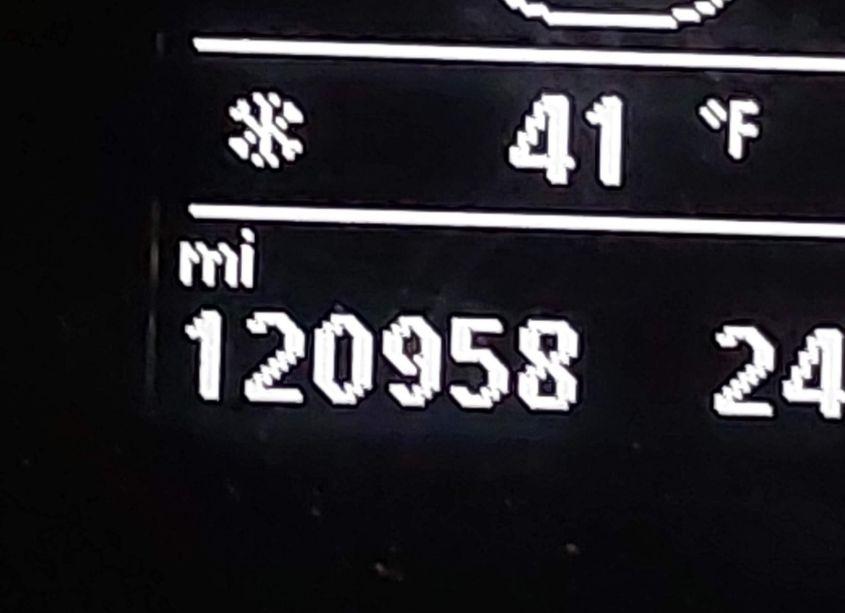 Photo 15 of 2013 Volkswagen Passat 2.0L TDI SE (VIN 1VWBN7A34DC063745)