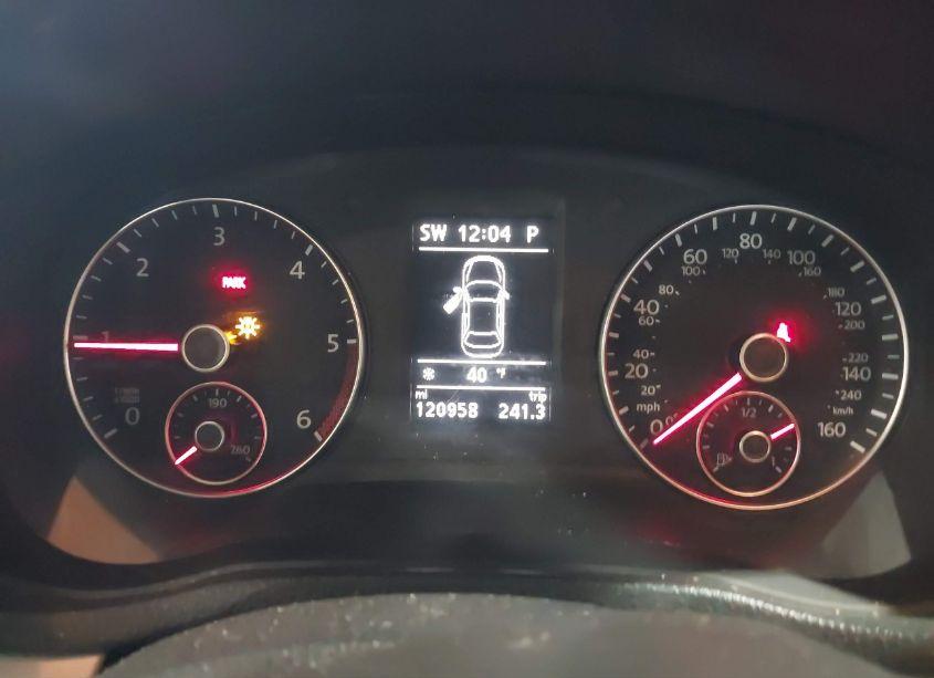 Photo 7 of 2013 Volkswagen Passat 2.0L TDI SE (VIN 1VWBN7A34DC063745)