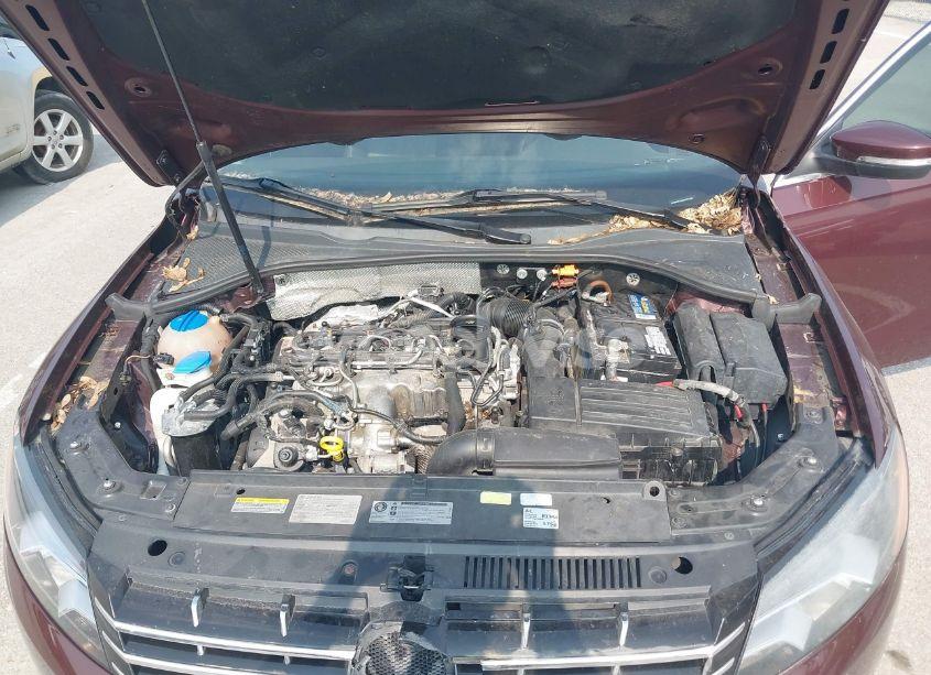 Photo 10 of 2014 Volkswagen Passat 2.0L TDI SE (VIN 1VWBN7A34EC021285)