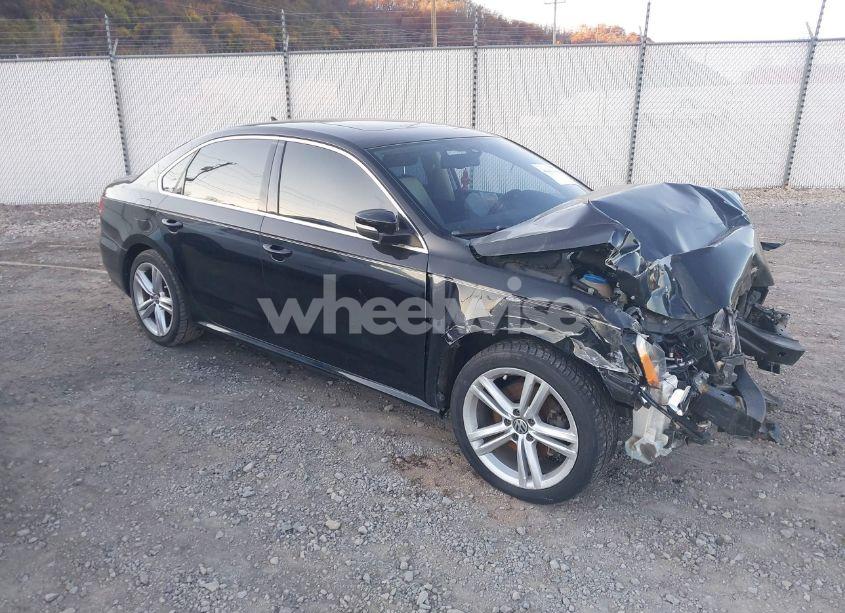 2014 Volkswagen Passat 2.0L TDI SE (VIN 1VWBN7A34EC036711) main photo