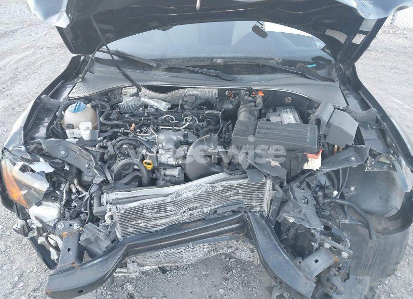 Photo 10 of 2014 Volkswagen Passat 2.0L TDI SE (VIN 1VWBN7A34EC036711)