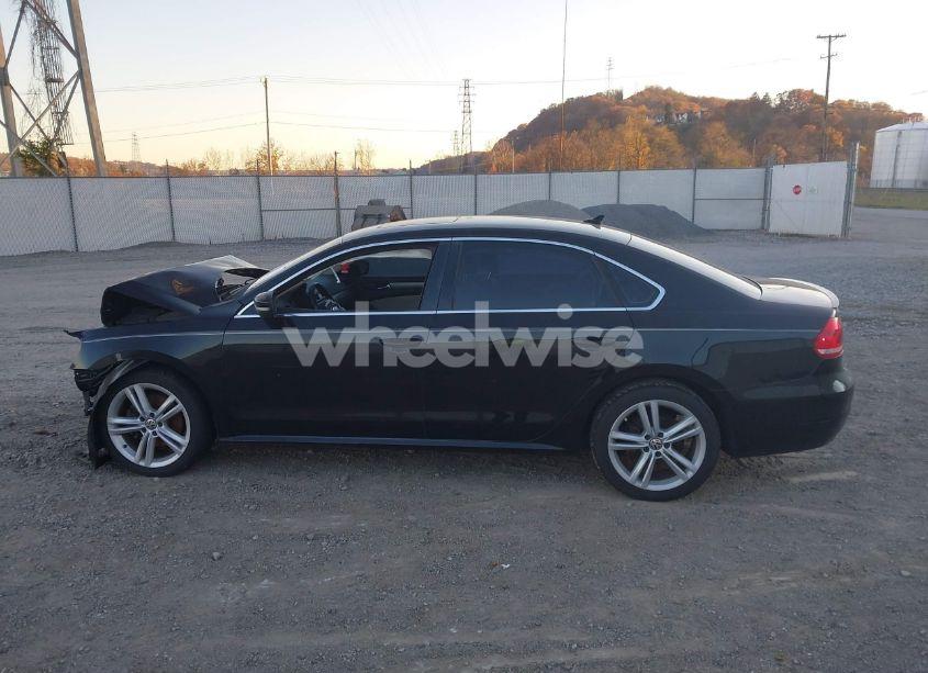Photo 15 of 2014 Volkswagen Passat 2.0L TDI SE (VIN 1VWBN7A34EC036711)