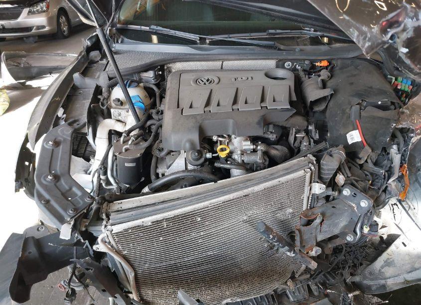 Photo 10 of 2014 Volkswagen Passat 2.0L TDI SE (VIN 1VWBN7A34EC047384)