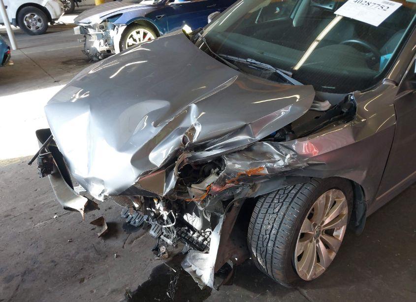 Photo 6 of 2014 Volkswagen Passat 2.0L TDI SE (VIN 1VWBN7A34EC047384)